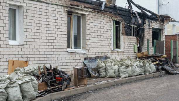 24/7 Emergency Fire Damage Removal experts in Montague, CA